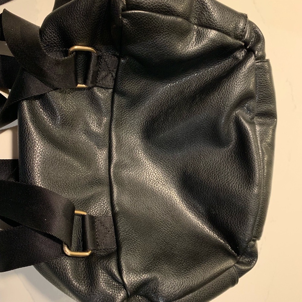 Fawn Design black diaper backpack